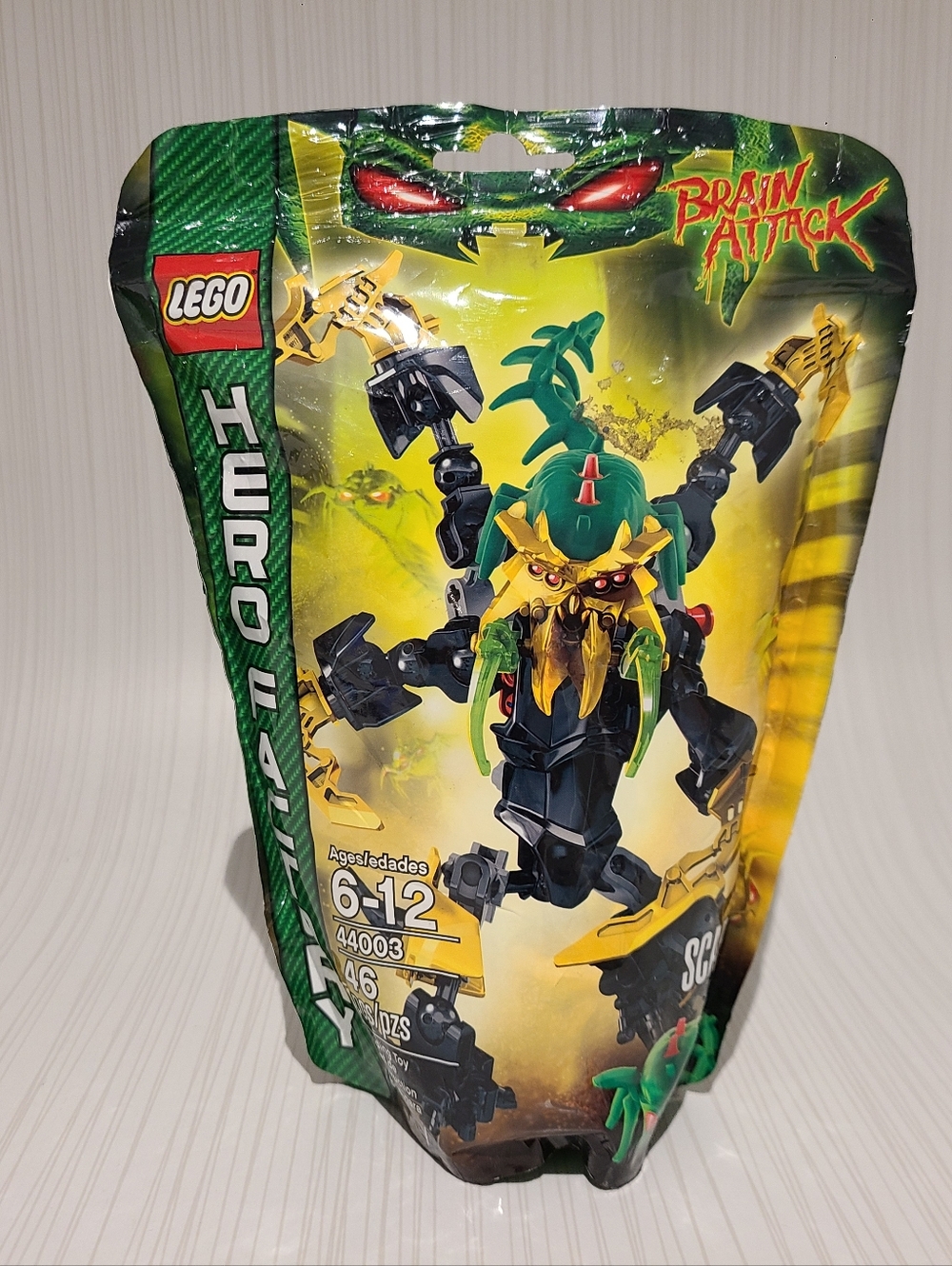 LEGO Hero Factory Brain Attack Scarecrow Action Figure - Green and Yellow 44003